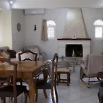 Διαμέρισμα Poulakis House *