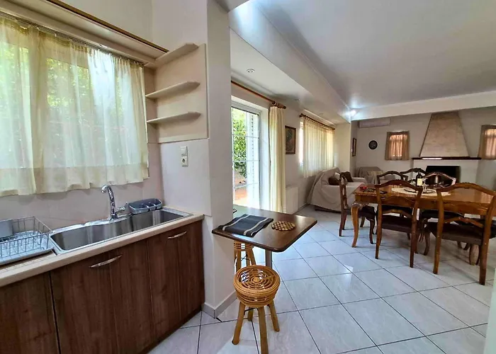 Poulakis House Apartmán Asíni