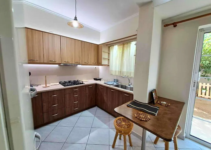 Poulakis House Asíni