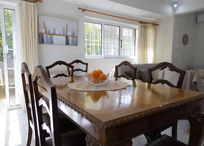 Poulakis House Apartmán *